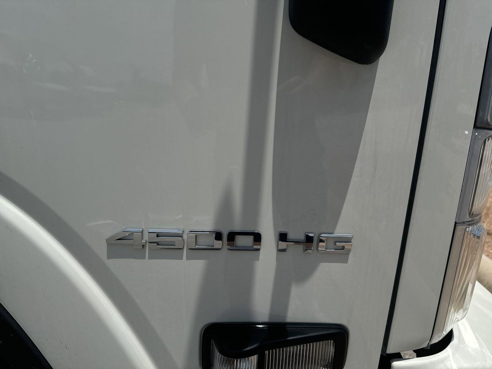 2024 Chevrolet Low Cab Forward 4500 Vehicle Photo in GEORGETOWN, TX 78626-7508