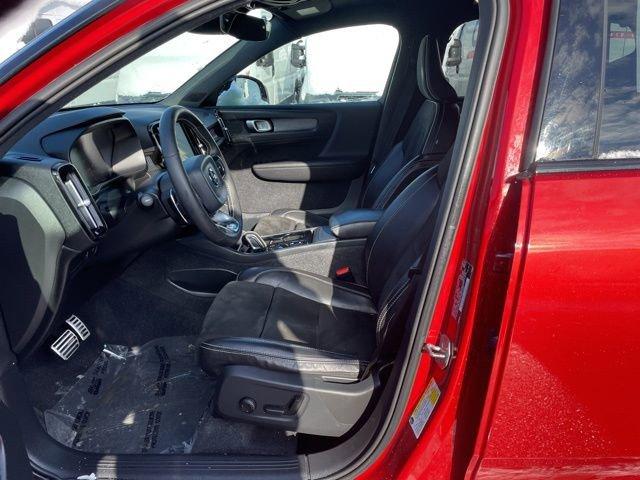 2020 Volvo XC40 Vehicle Photo in MEDINA, OH 44256-9631