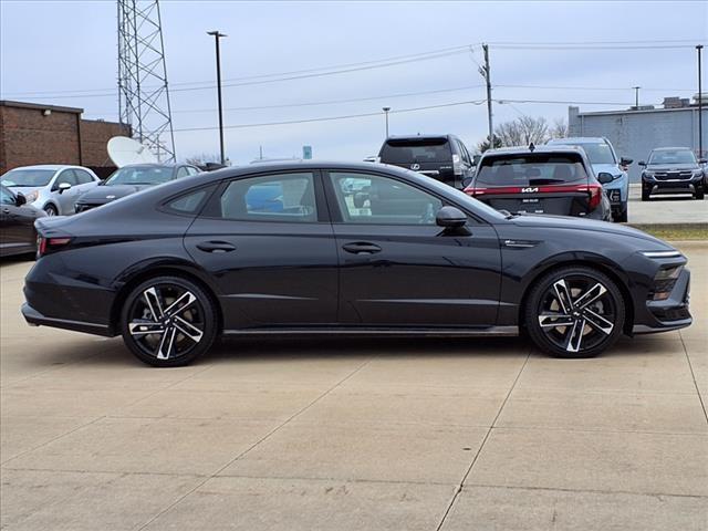 2024 Hyundai SONATA Vehicle Photo in Peoria, IL 61615