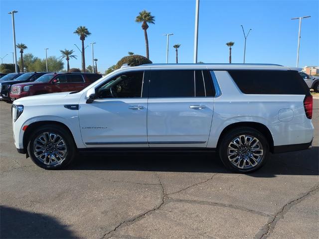 2023 GMC Yukon XL Vehicle Photo in GOODYEAR, AZ 85338-1310