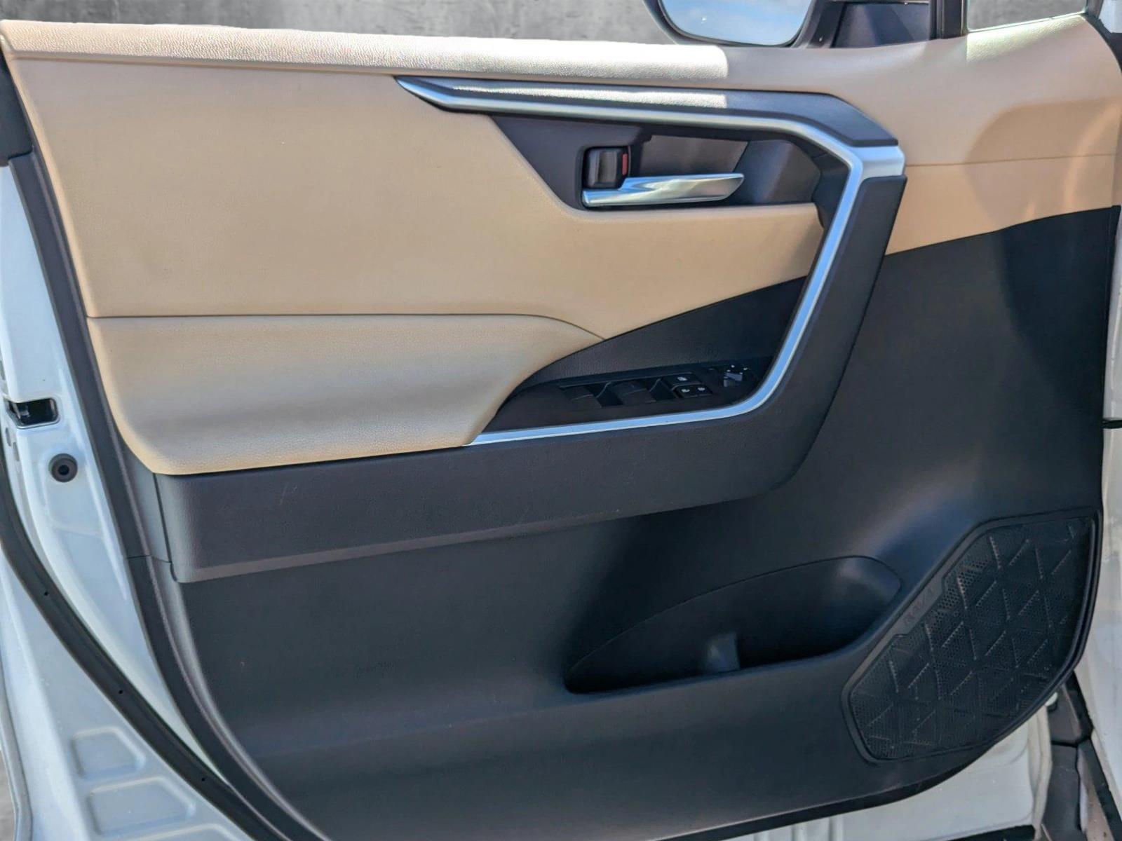 2021 Toyota RAV4 Vehicle Photo in Ft. Myers, FL 33907