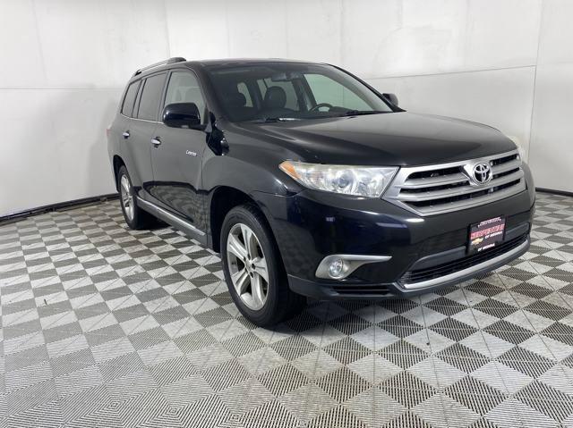 2013 Toyota Highlander Vehicle Photo in MEDINA, OH 44256-9001