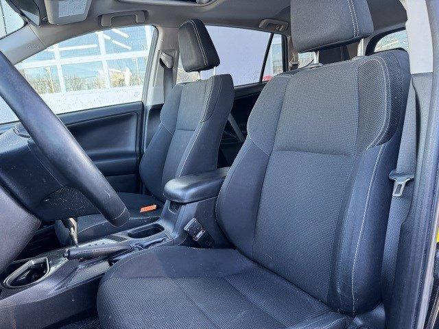 2018 Toyota RAV4 Vehicle Photo in Mechanicsburg, PA 17050-1707