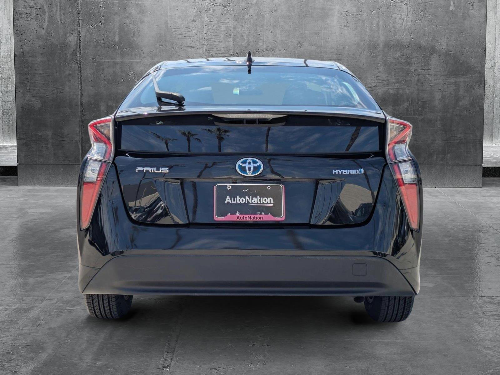 2016 Toyota Prius Vehicle Photo in Tustin, CA 92782