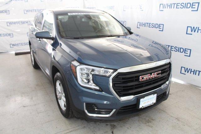 2024 GMC Terrain Vehicle Photo in SAINT CLAIRSVILLE, OH 43950-8512
