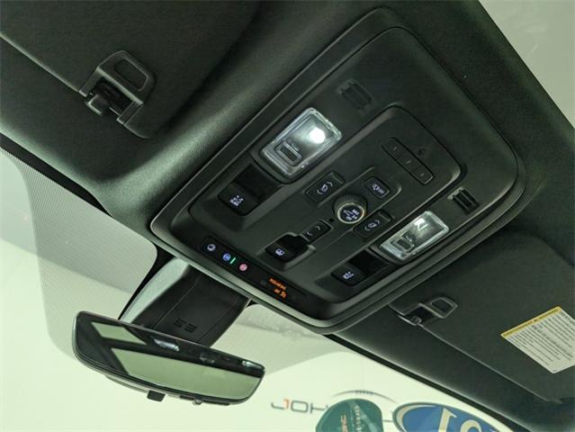 2021 Chevrolet Tahoe Vehicle Photo in ENGLEWOOD, CO 80113-6708