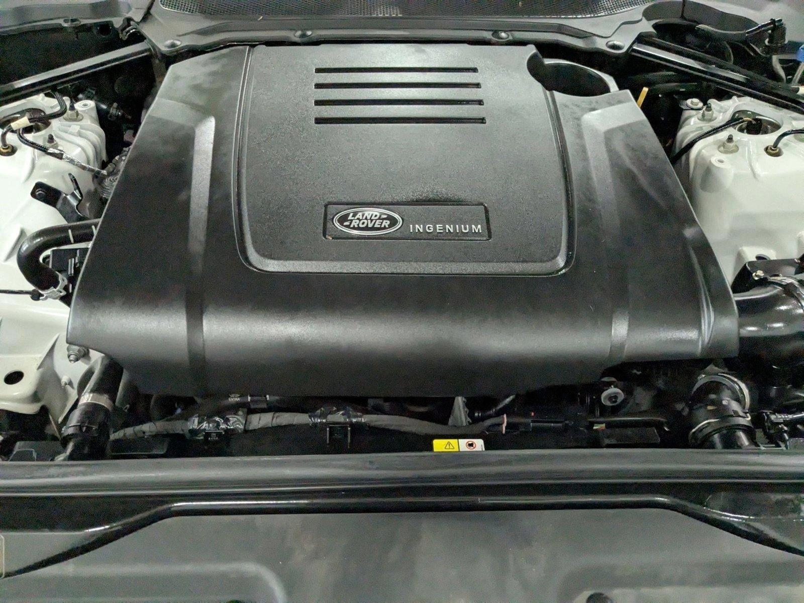 2023 Land Rover Discovery Vehicle Photo in Pompano Beach, FL 33064