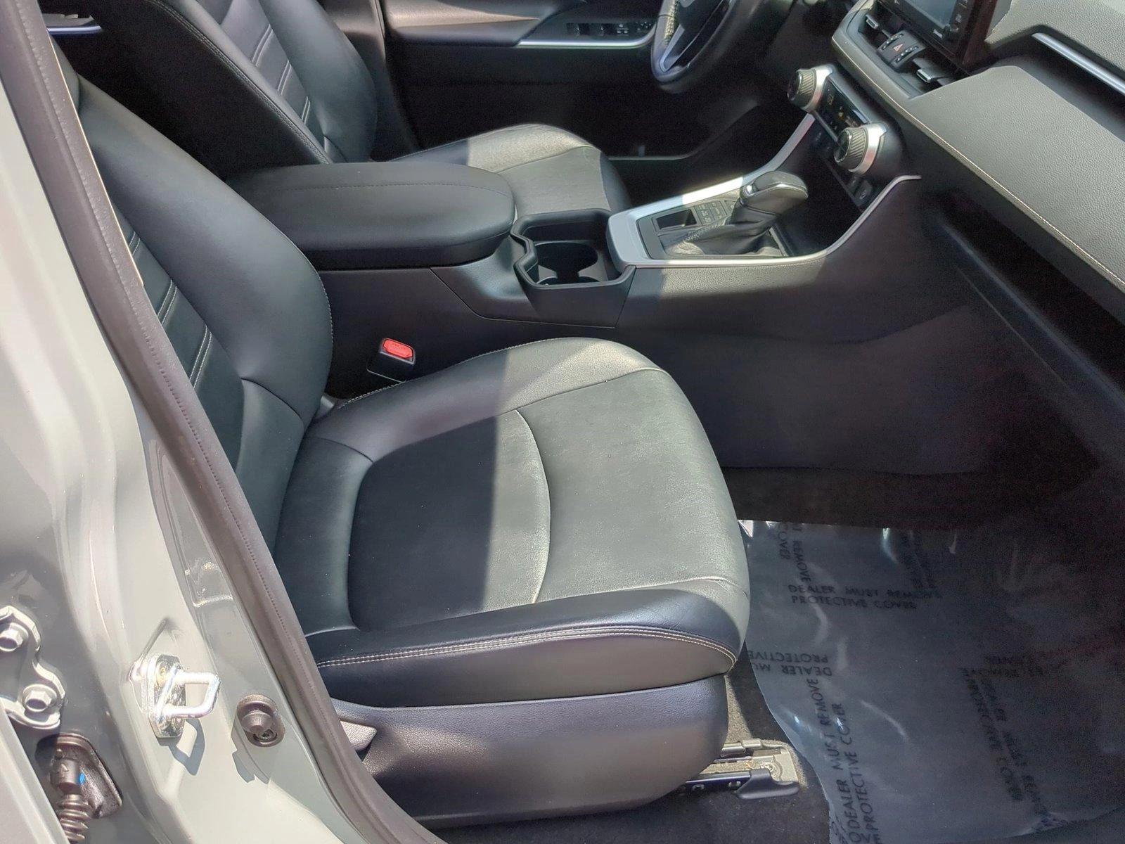 2020 Toyota RAV4 Vehicle Photo in West Palm Beach, FL 33417