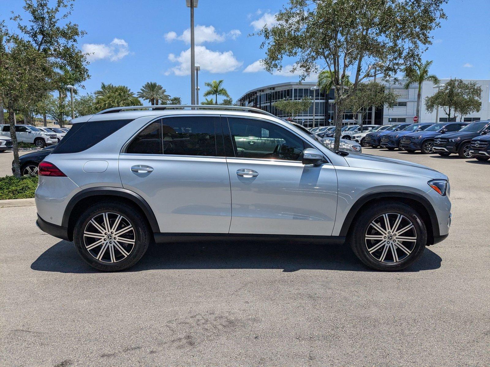 2025 Mercedes-Benz GLE Vehicle Photo in Miami, FL 33169