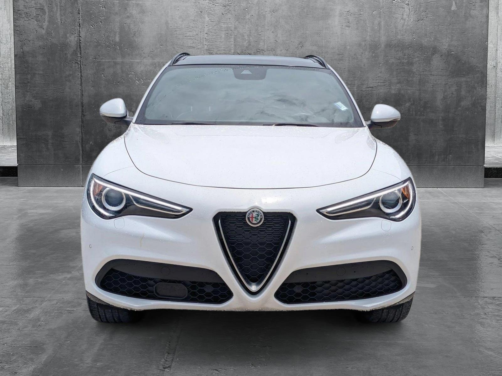 2022 Alfa Romeo Stelvio Vehicle Photo in Bradenton, FL 34207