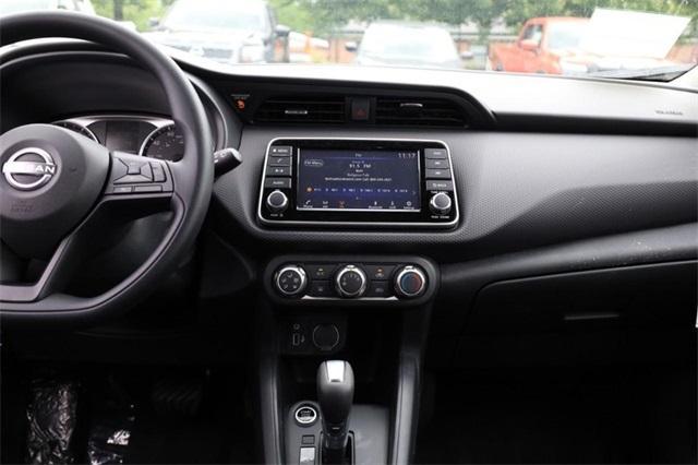 2025 Nissan Kicks Play Vehicle Photo in Hazelwood, MO 63042