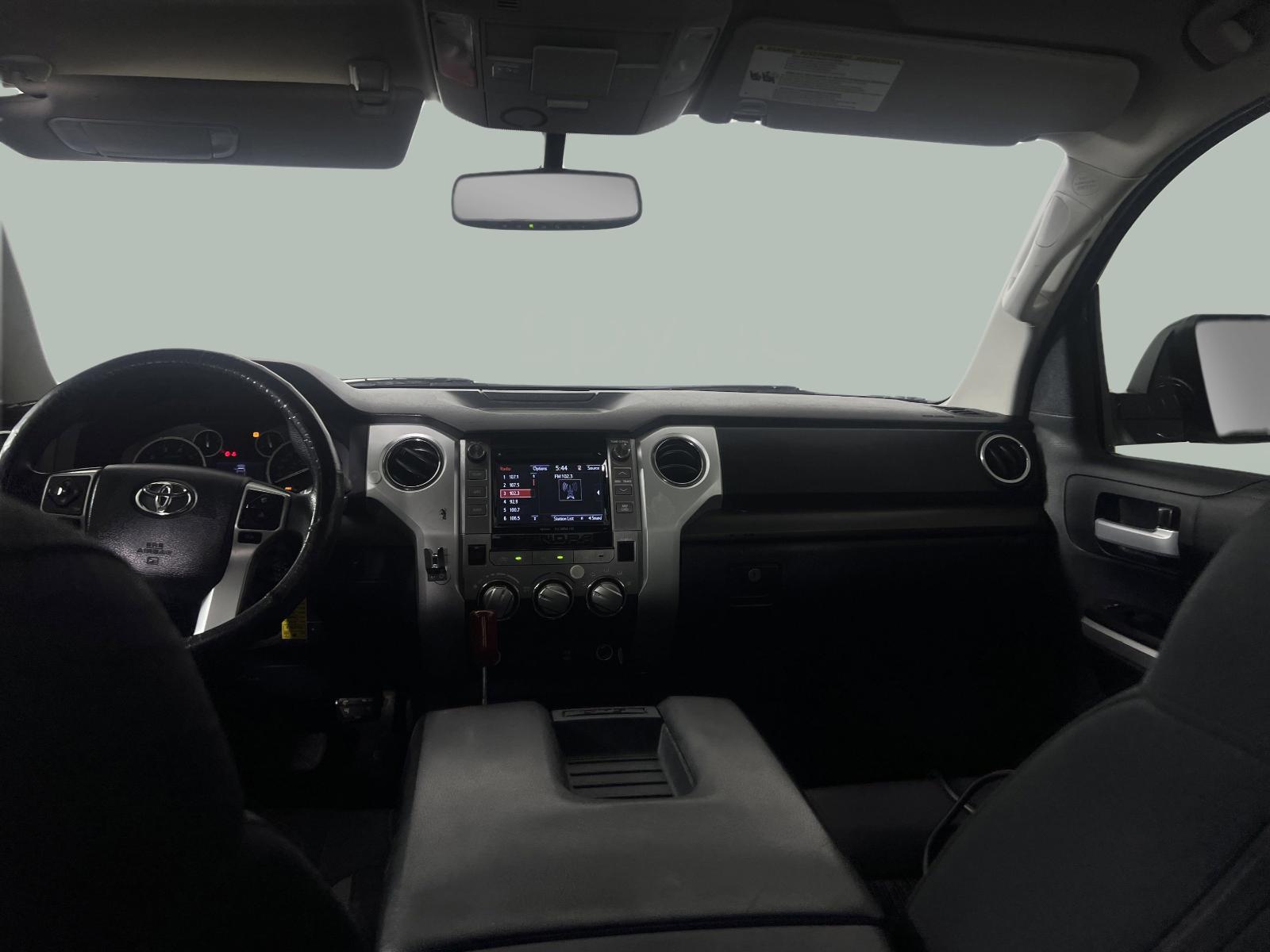 2017 Toyota Tundra 2WD Vehicle Photo in GEORGETOWN, TX 78626-7508
