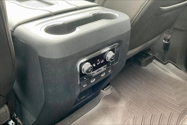 2024 GMC Yukon XL Vehicle Photo in Grapevine, TX 76051