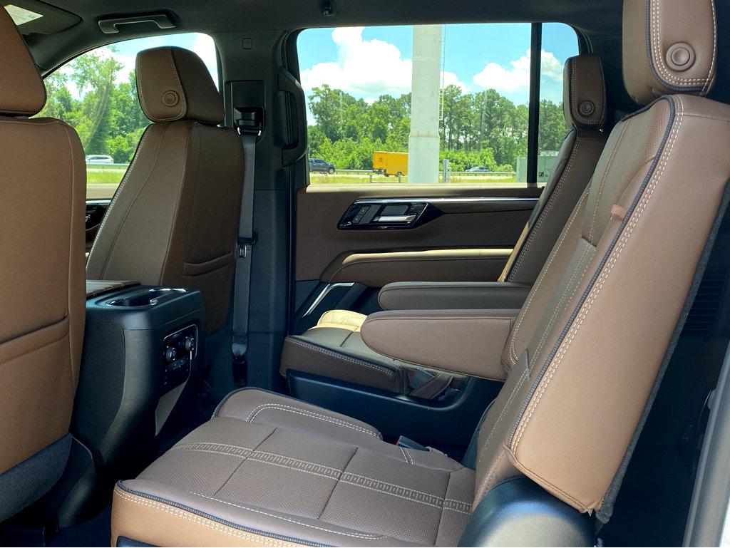 2025 Chevrolet Suburban Vehicle Photo in POOLER, GA 31322-3252