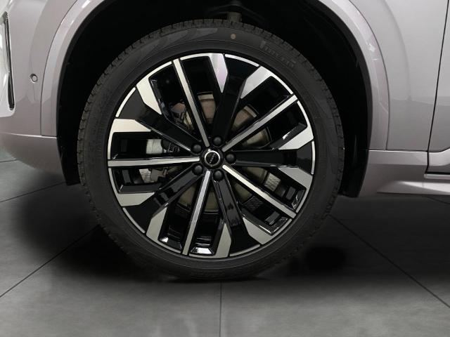 2026 Volvo XC90 Vehicle Photo in Appleton, WI 54913