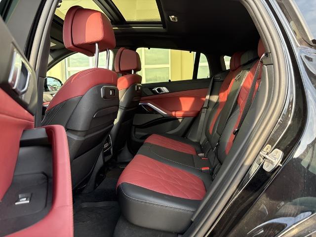 2024 BMW X6 xDrive40i Vehicle Photo in Peoria, IL 61615
