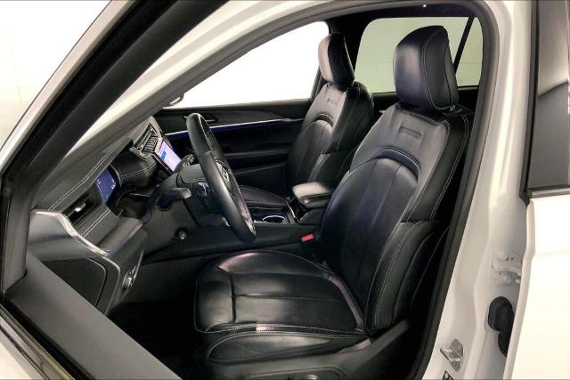 2022 Jeep Grand Cherokee Vehicle Photo in Kansas City, MO 64114