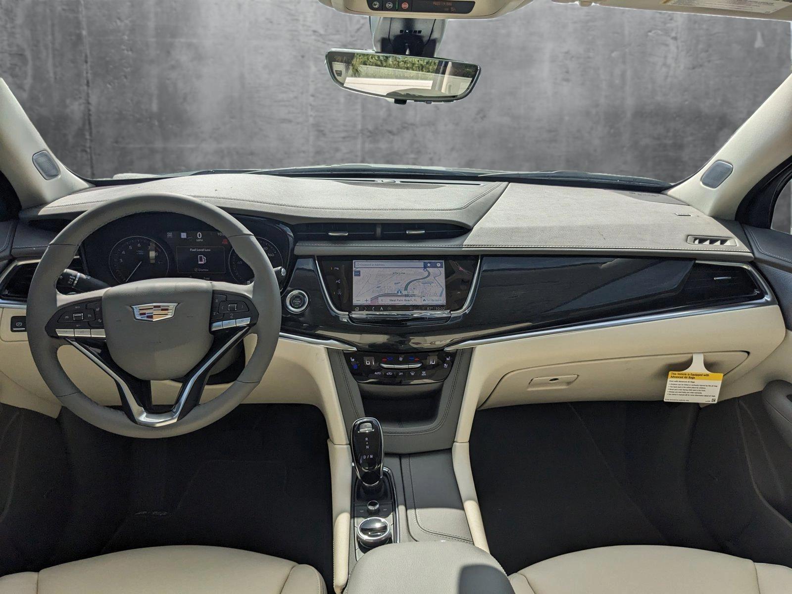 2024 Cadillac XT6 Vehicle Photo in WEST PALM BEACH, FL 33407-3296