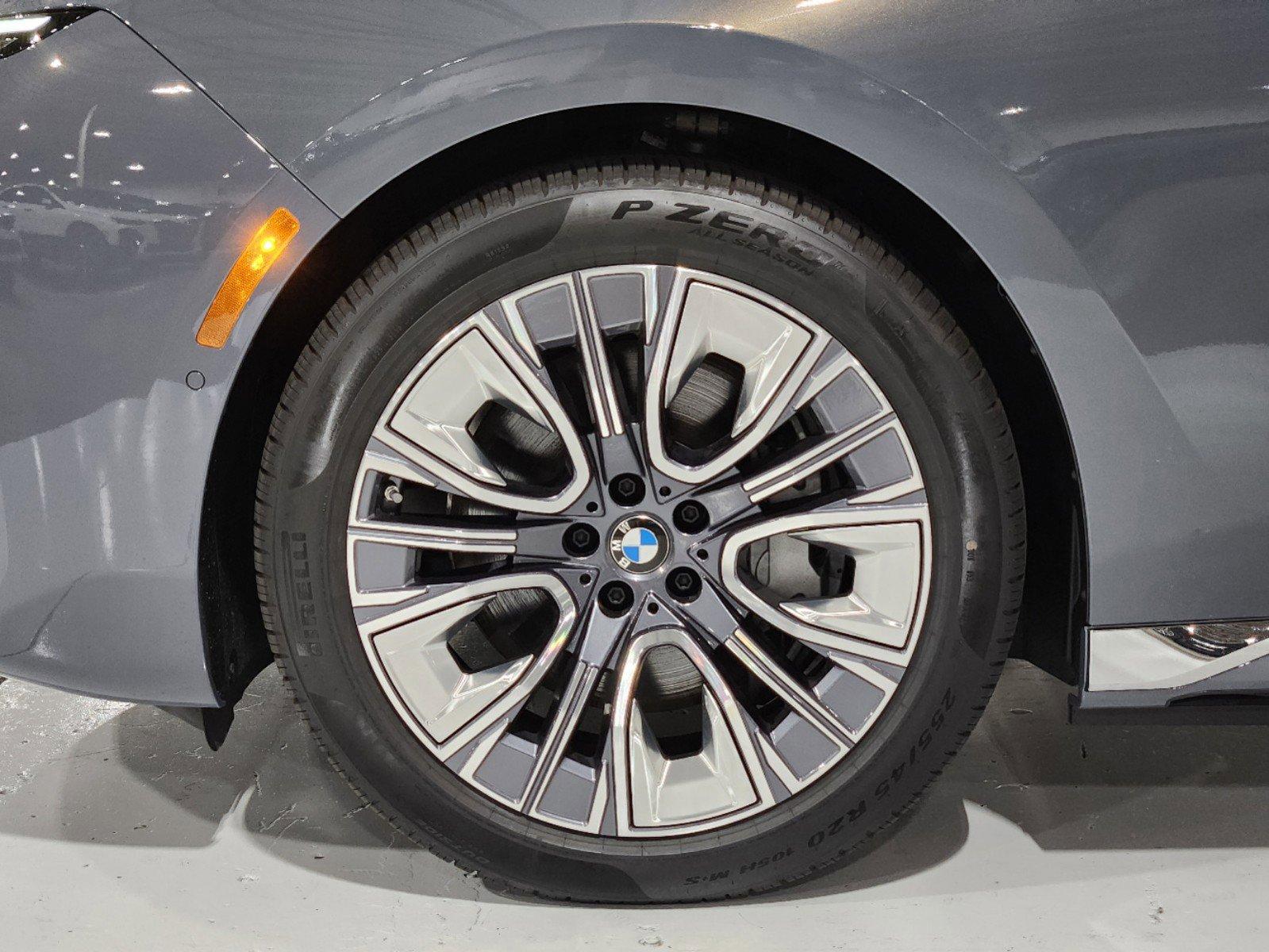 2024 BMW i7 Vehicle Photo in GRAPEVINE, TX 76051