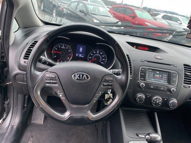 2016 Kia Forte 5-Door Vehicle Photo in PUYALLUP, WA 98371-4149