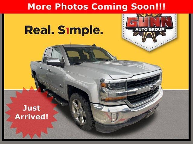 2017 Chevrolet Silverado 1500 Vehicle Photo in SELMA, TX 78154-1460