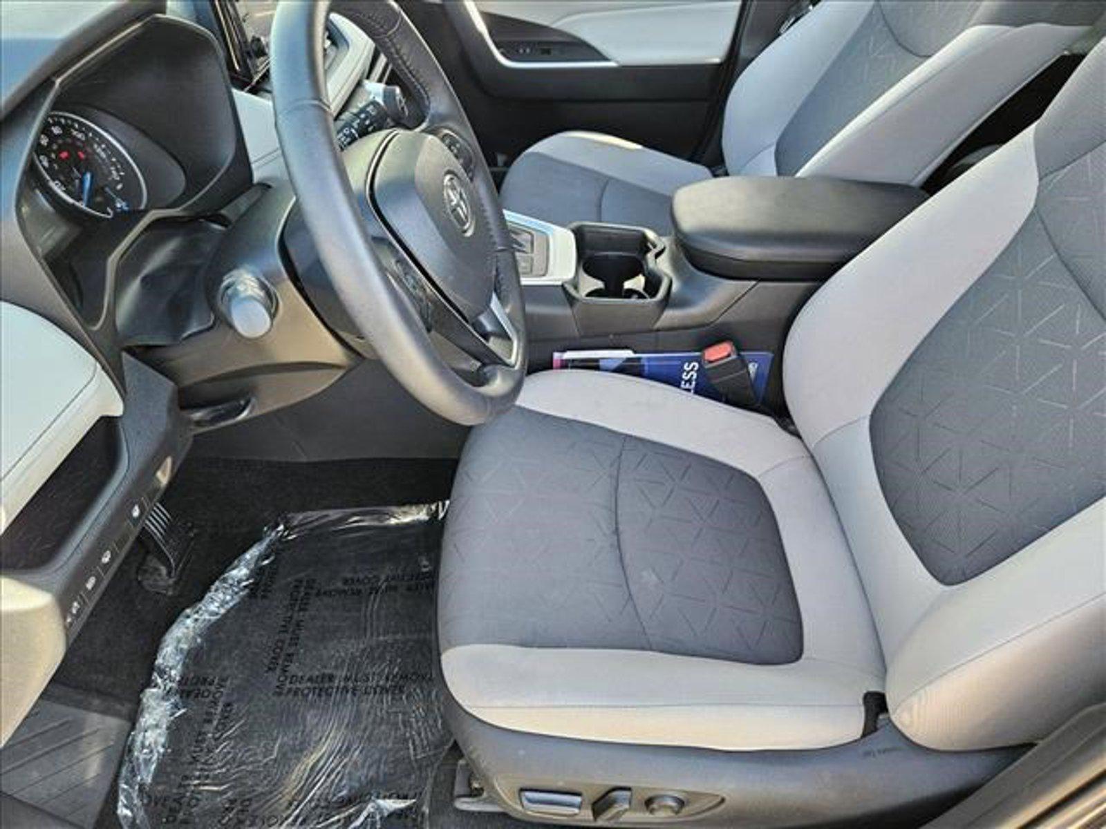 2021 Toyota RAV4 Vehicle Photo in HENDERSON, NV 89014-6702