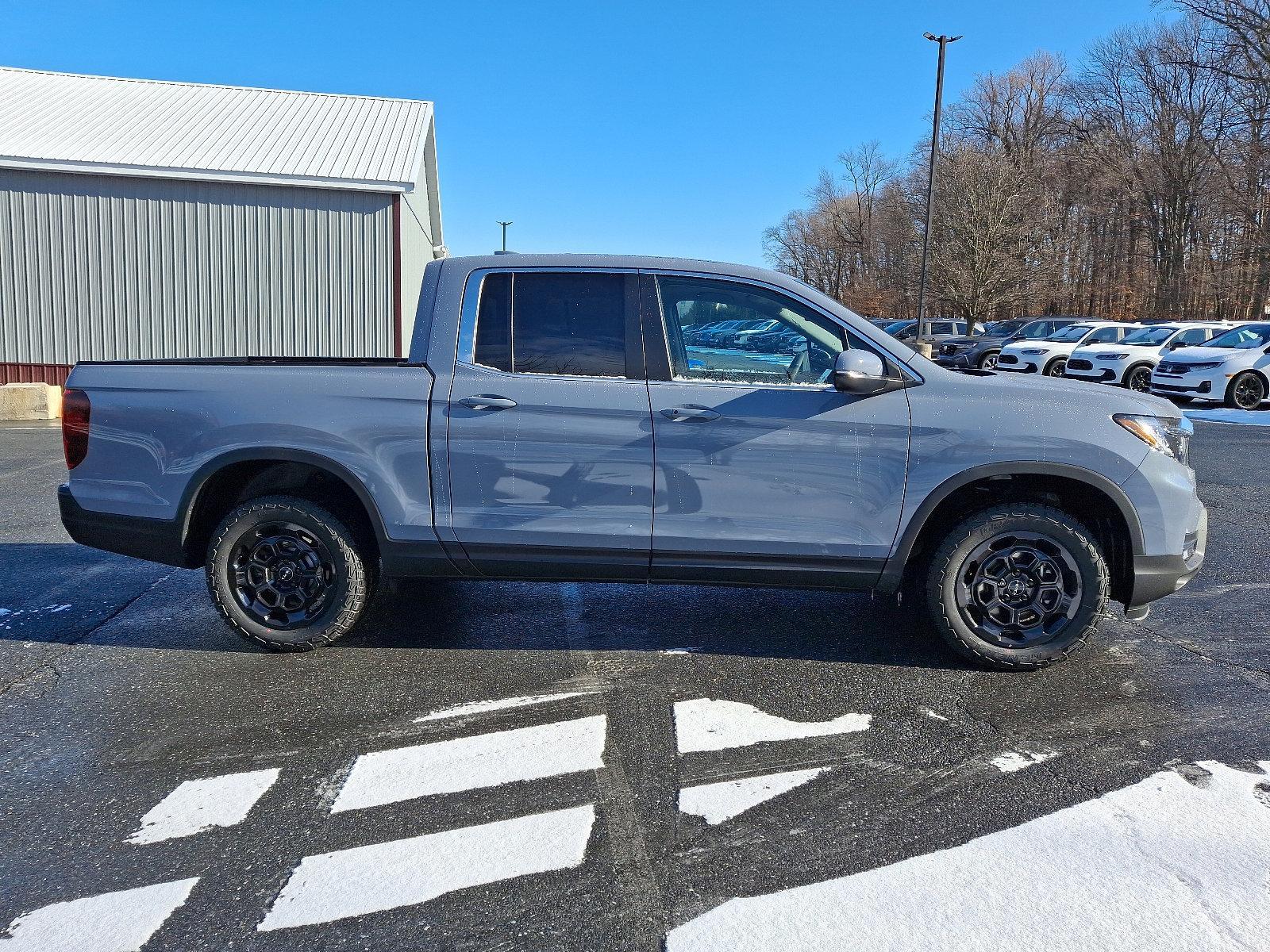2025 Honda Ridgeline Vehicle Photo in Harrisburg, PA 17111