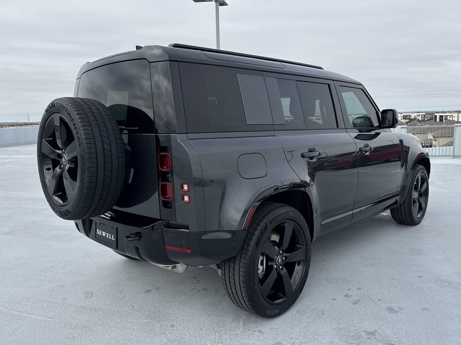 2025 Defender Vehicle Photo in AUSTIN, TX 78717