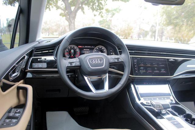 2024 Audi Q7 Vehicle Photo in HOUSTON, TX 77090