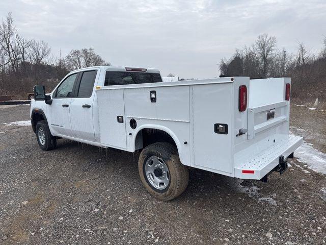 2025 GMC Sierra 2500 HD Vehicle Photo in MEDINA, OH 44256-9631