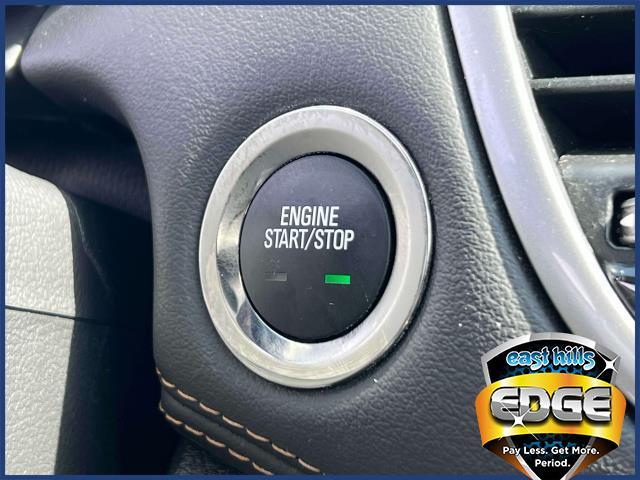 2022 Chevrolet Trax Vehicle Photo in Roslyn, NY 11576
