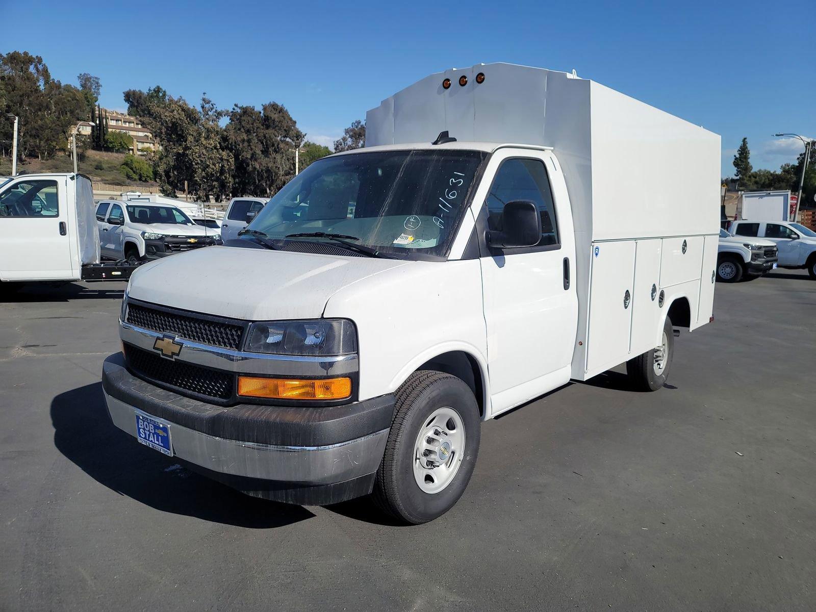 2024 Chevrolet Express Commercial Cutaway Vehicle Photo in LA MESA, CA 91942-8211