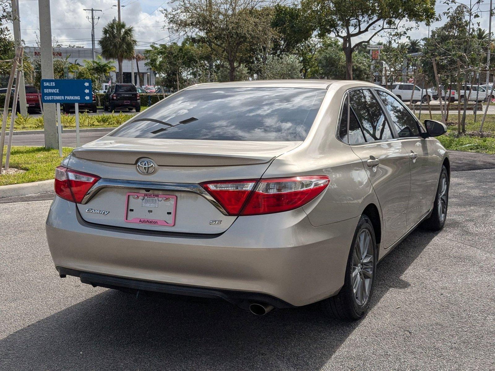 2016 Toyota Camry Vehicle Photo in Davie, FL 33331