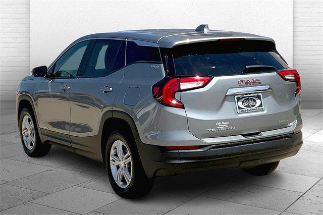 2024 GMC Terrain Vehicle Photo in TOPEKA, KS 66609-0000