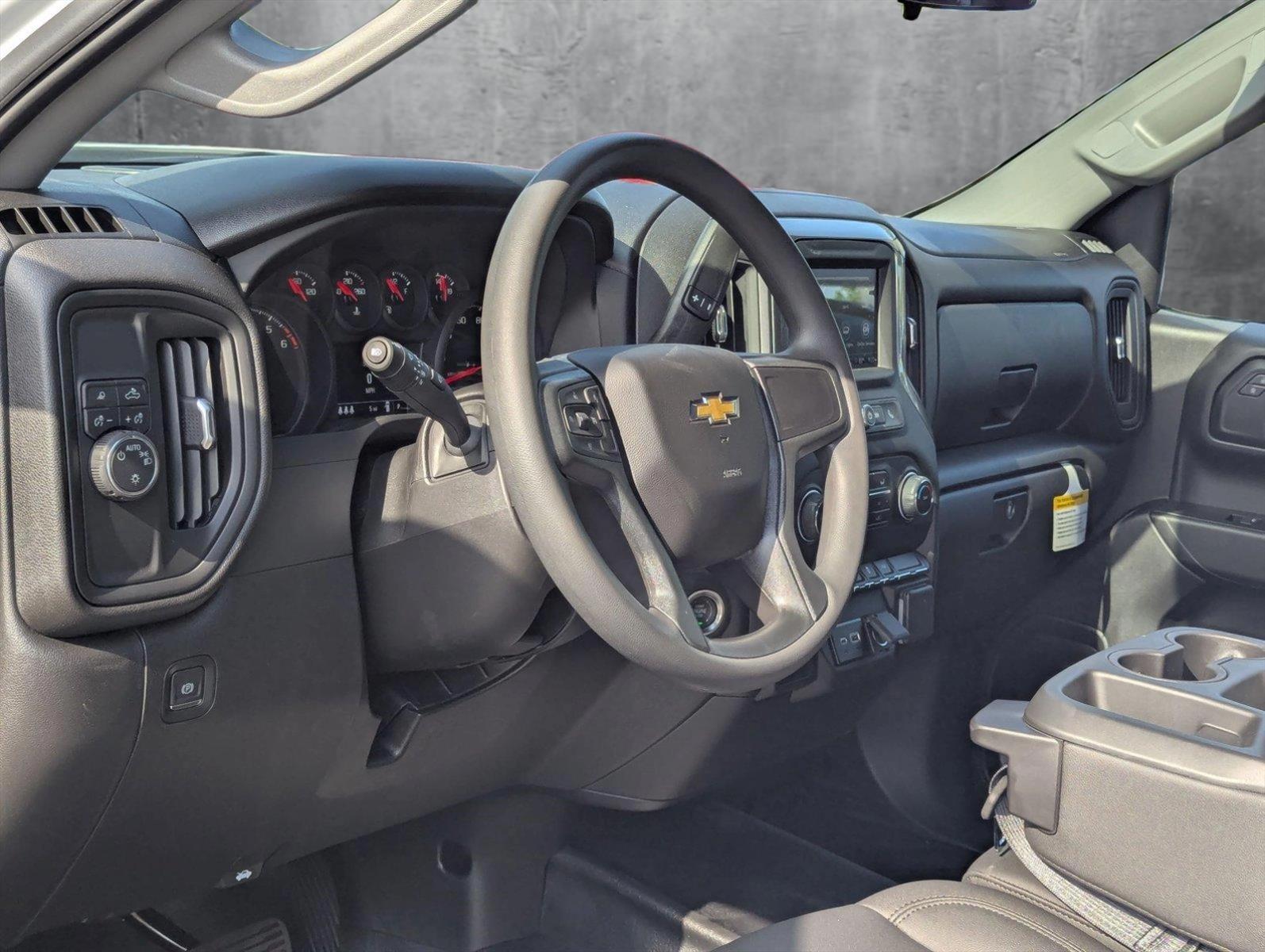 2025 Chevrolet Silverado 1500 Vehicle Photo in GREENACRES, FL 33463-3207