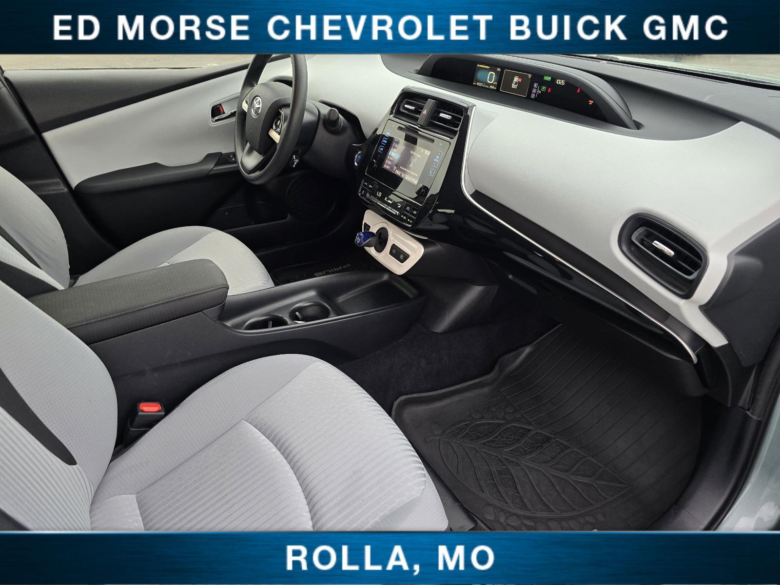 2016 Toyota Prius Vehicle Photo in Rolla, MO 65401