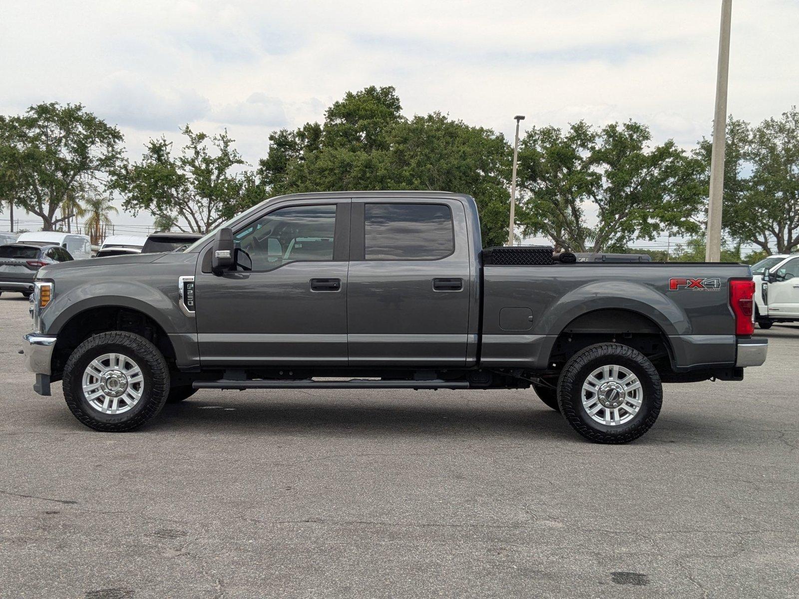 2019 Ford Super Duty F-250 SRW Vehicle Photo in St. Petersburg, FL 33713