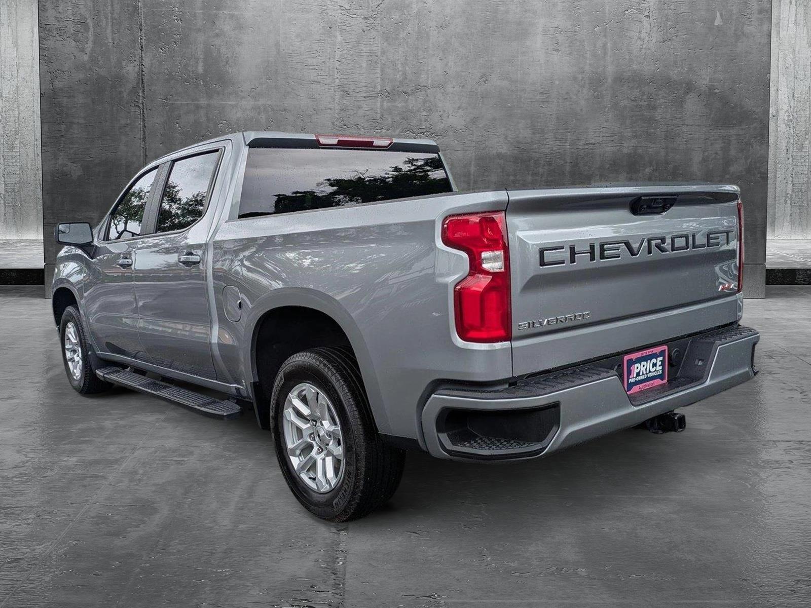 2024 Chevrolet Silverado 1500 Vehicle Photo in GREENACRES, FL 33463-3207