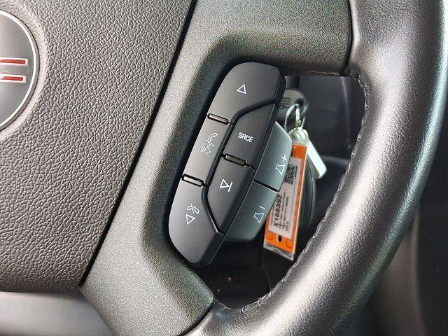 2023 GMC Savana Passenger 3500 Vehicle Photo in DANBURY, CT 06810-5034