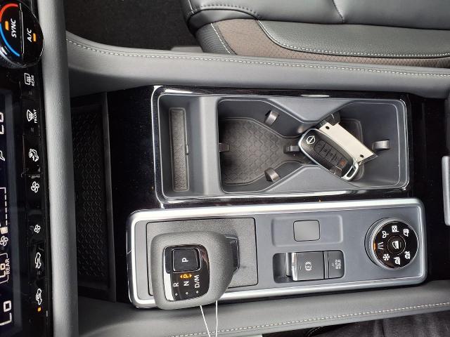 2025 Nissan Pathfinder Vehicle Photo in Oshkosh, WI 54904