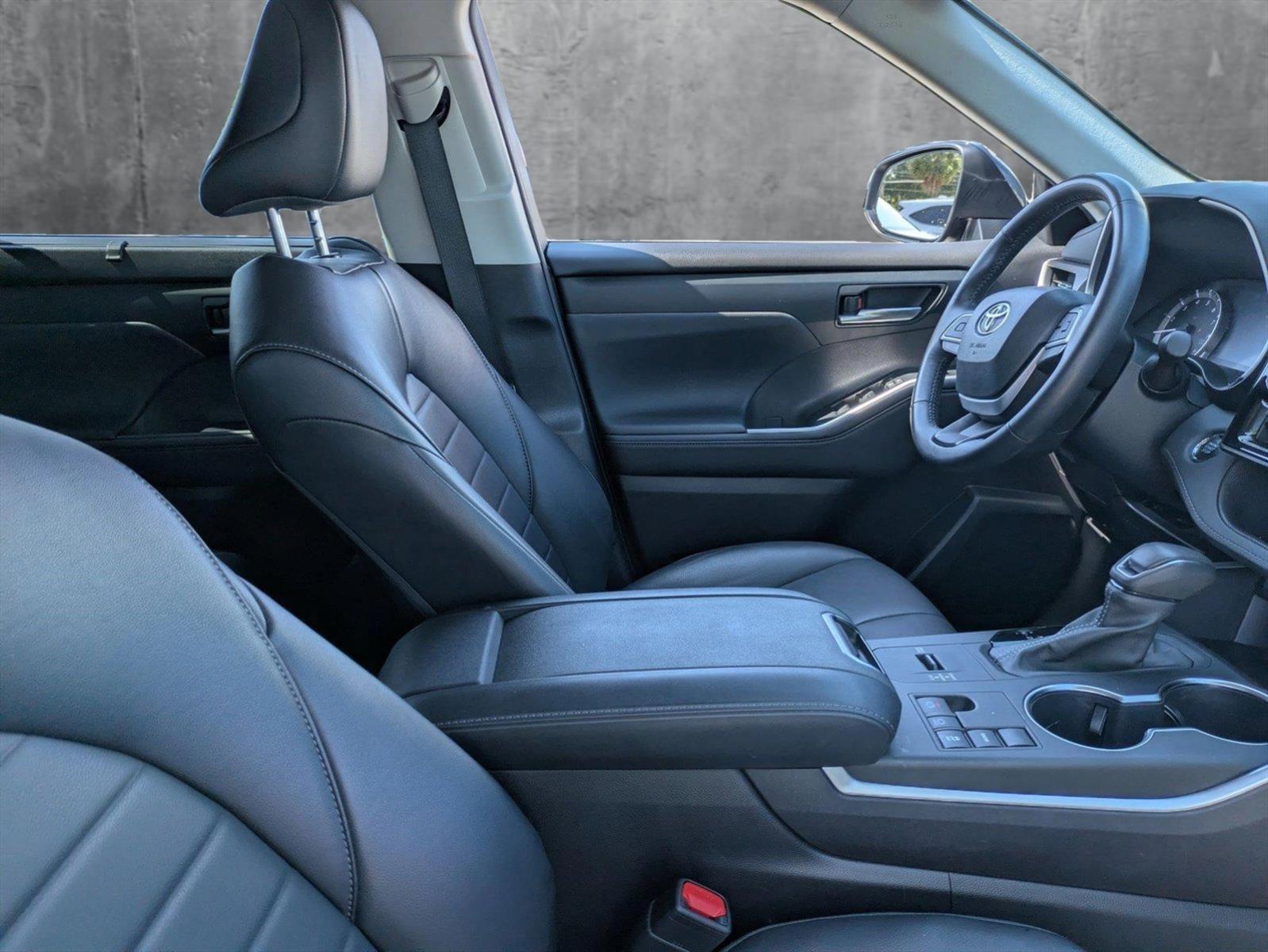 2023 Toyota Highlander Vehicle Photo in Winter Park, FL 32792