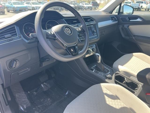2018 Volkswagen Tiguan Vehicle Photo in GREEN BAY, WI 54304-5303