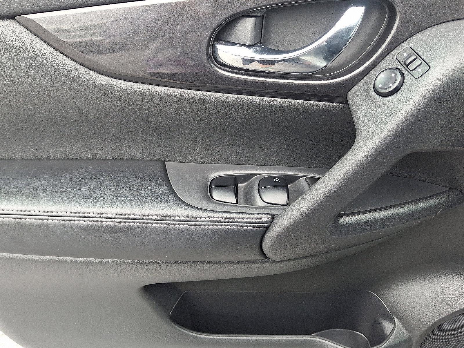 2018 Nissan Rogue Vehicle Photo in Harrisburg, PA 17111