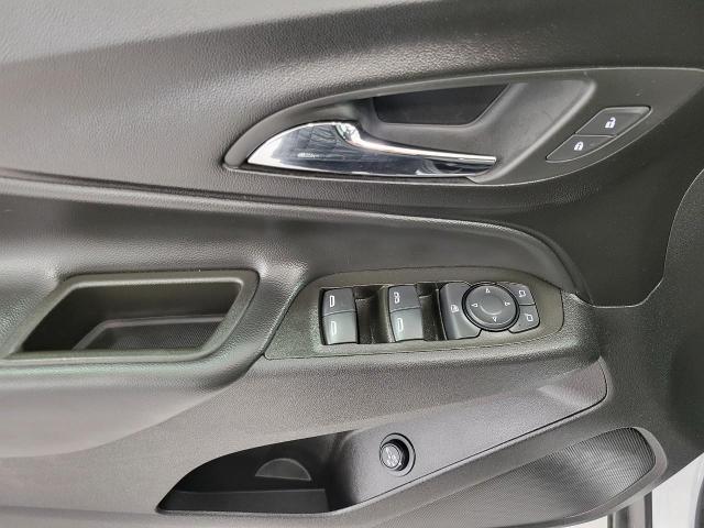 2024 Chevrolet Equinox Vehicle Photo in APPLETON, WI 54914-4656