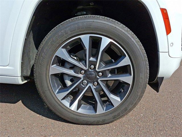 2021 Jeep Grand Cherokee L Vehicle Photo in Willow Grove, PA 19090