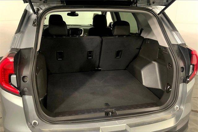 2024 GMC Terrain Vehicle Photo in KANSAS CITY, MO 64114-4545