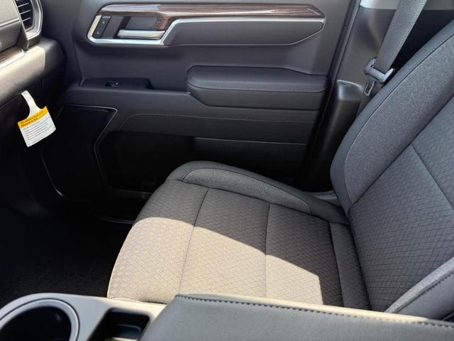 2025 Chevrolet Silverado 1500 Vehicle Photo in COLUMBIA, MO 65203-3903