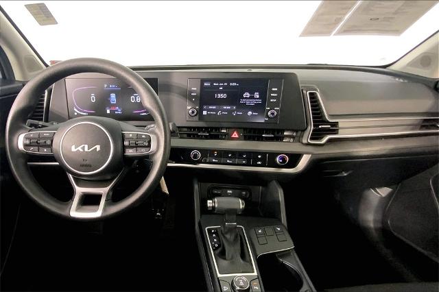 2024 Kia Sportage Vehicle Photo in Lees Summit, MO 64086