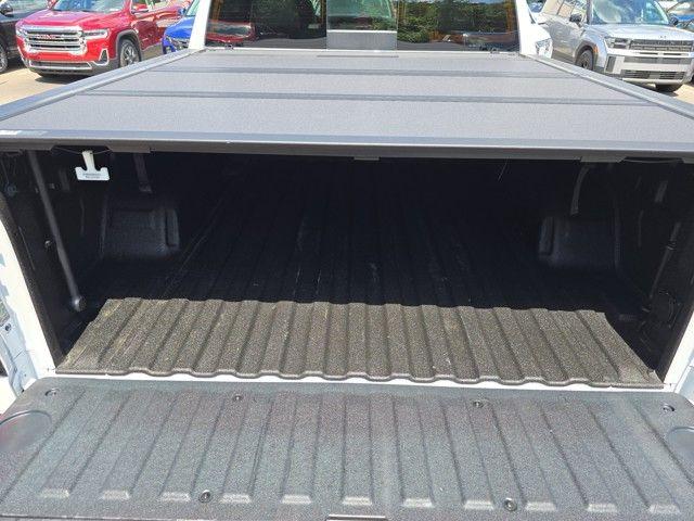 2024 GMC Sierra 1500 Vehicle Photo in Pleasant Hills, PA 15236