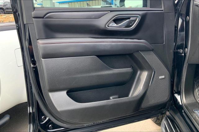 2023 Chevrolet Suburban Vehicle Photo in KANSAS CITY, MO 64114-4502